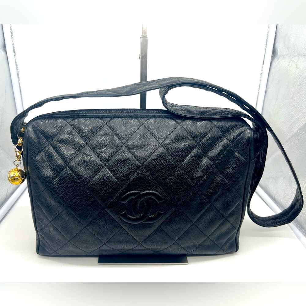 CHANEL VINTAGE Matelasse Black Caviar Leather Golden Ball Shoulder Crossbody Bag